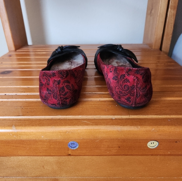 Born - Picture 5 of 5